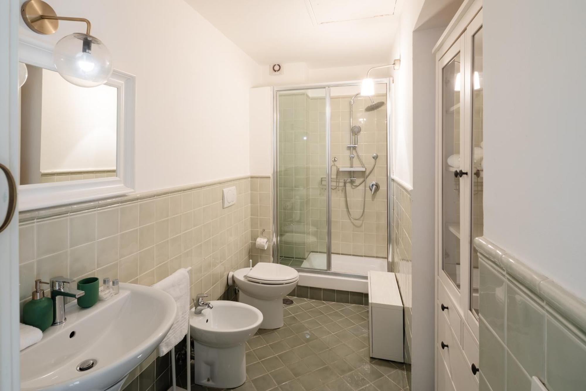 2 Bedrooms Flat Near The Colosseum Appartamento Roma