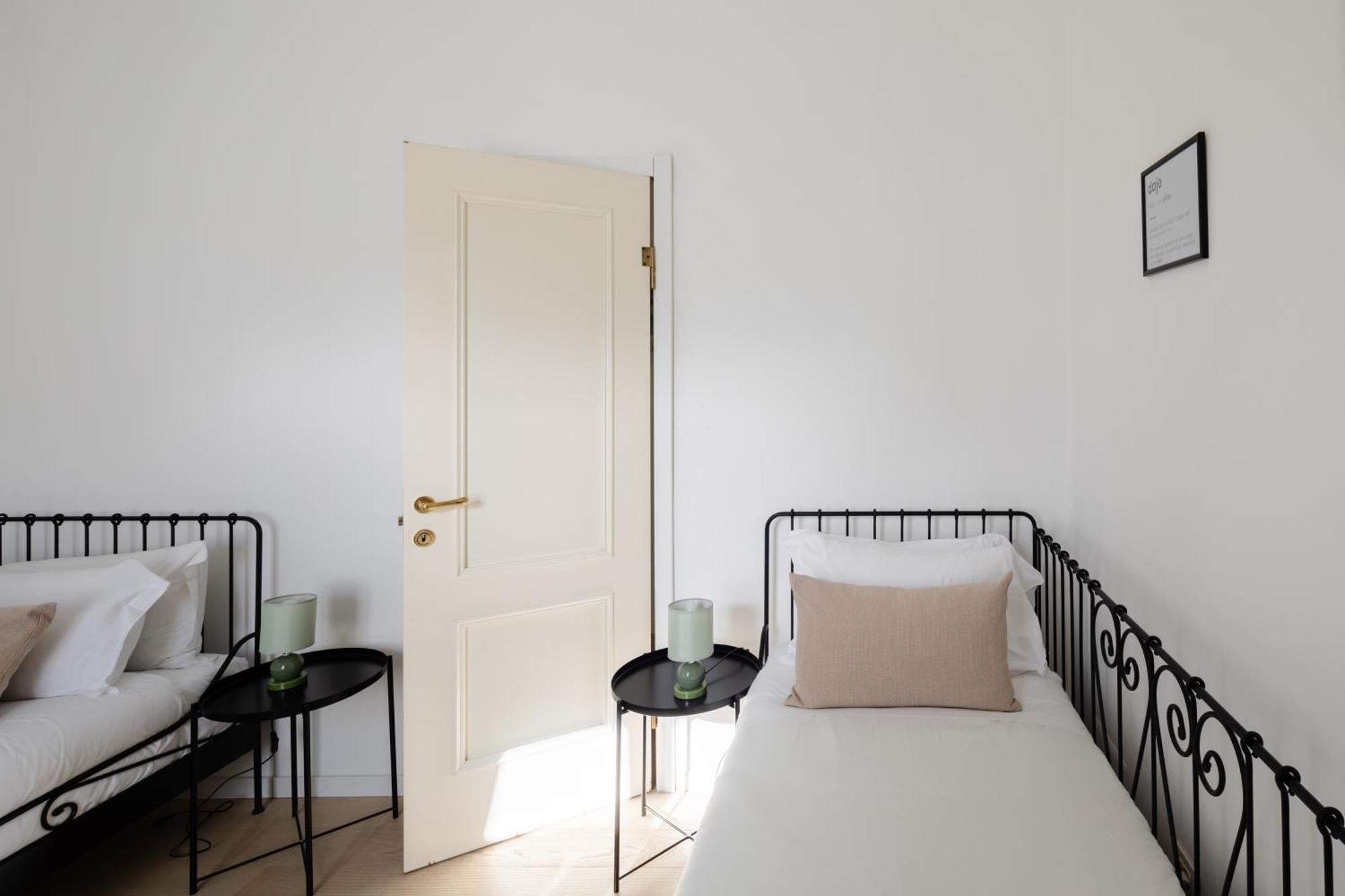 2 Bedrooms Flat Near The Colosseum Appartamento Roma